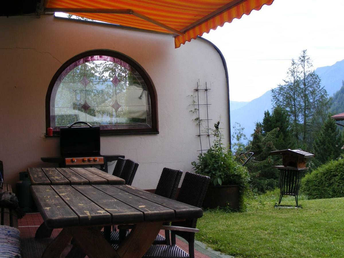 Pension Praxmarer Sankt Sigmund im Sellrain Exterior photo