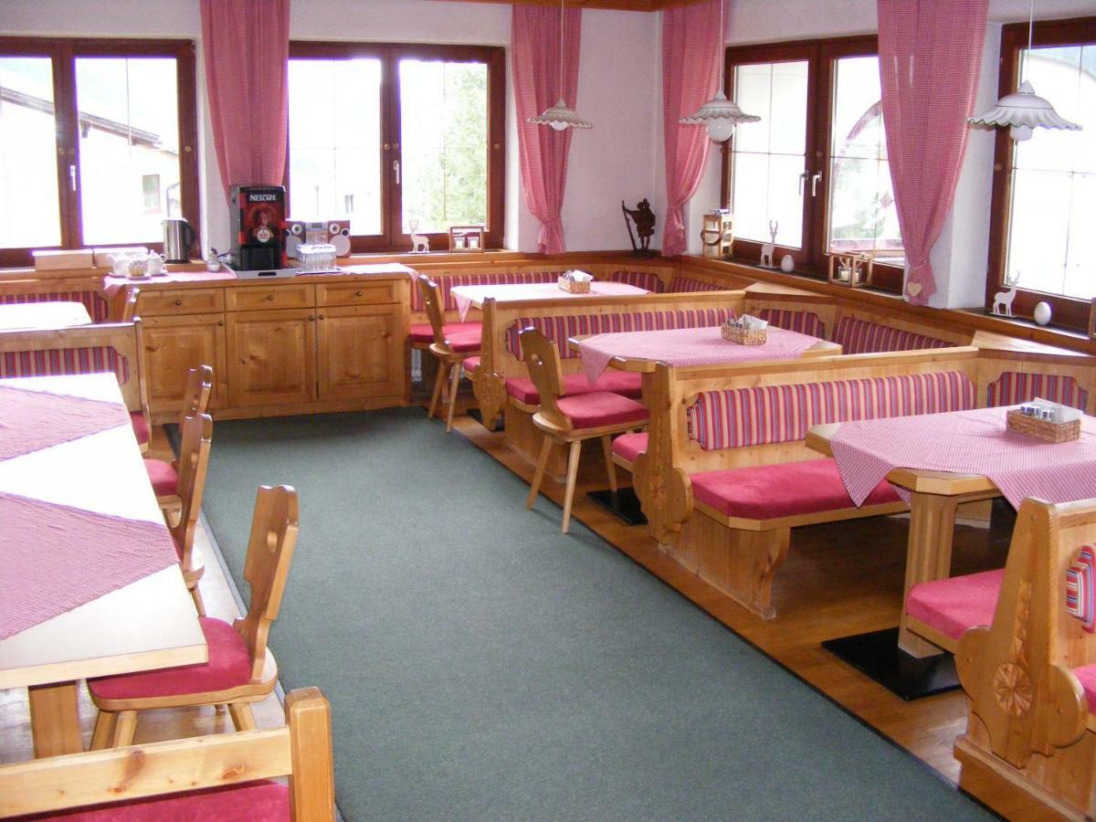Pension Praxmarer Sankt Sigmund im Sellrain Exterior photo